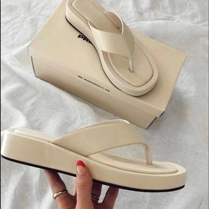 Platform flip flops/sandals